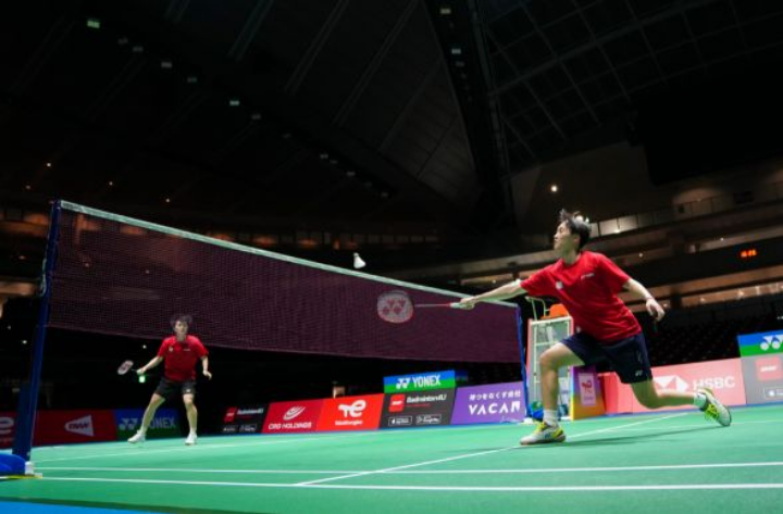 9条靠近边 9条靠近边